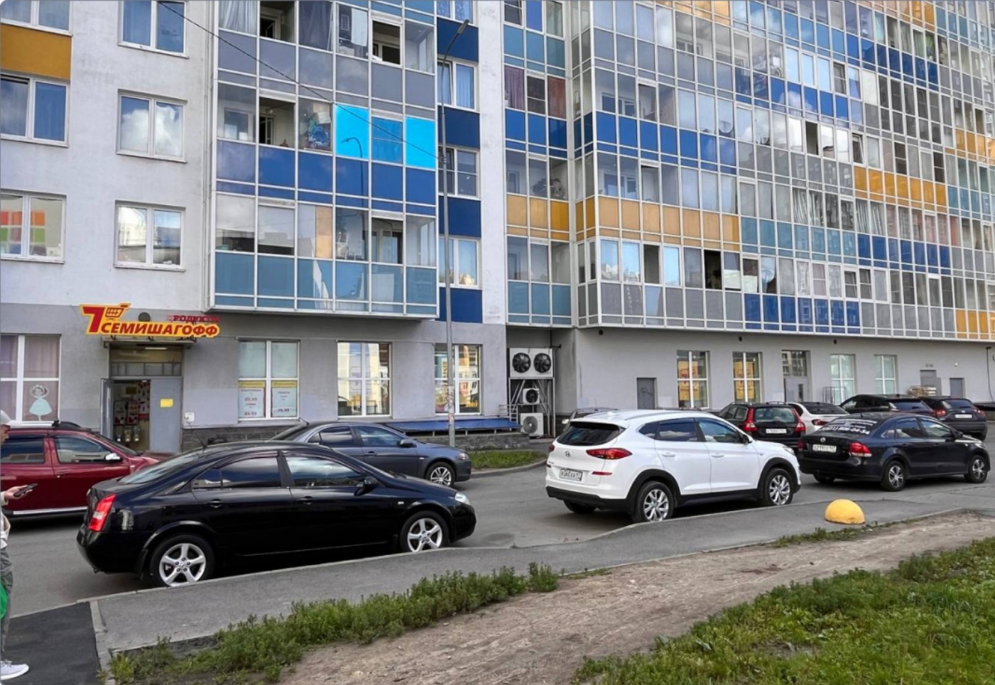 «Семишагофф» в Кудрово — фото 1